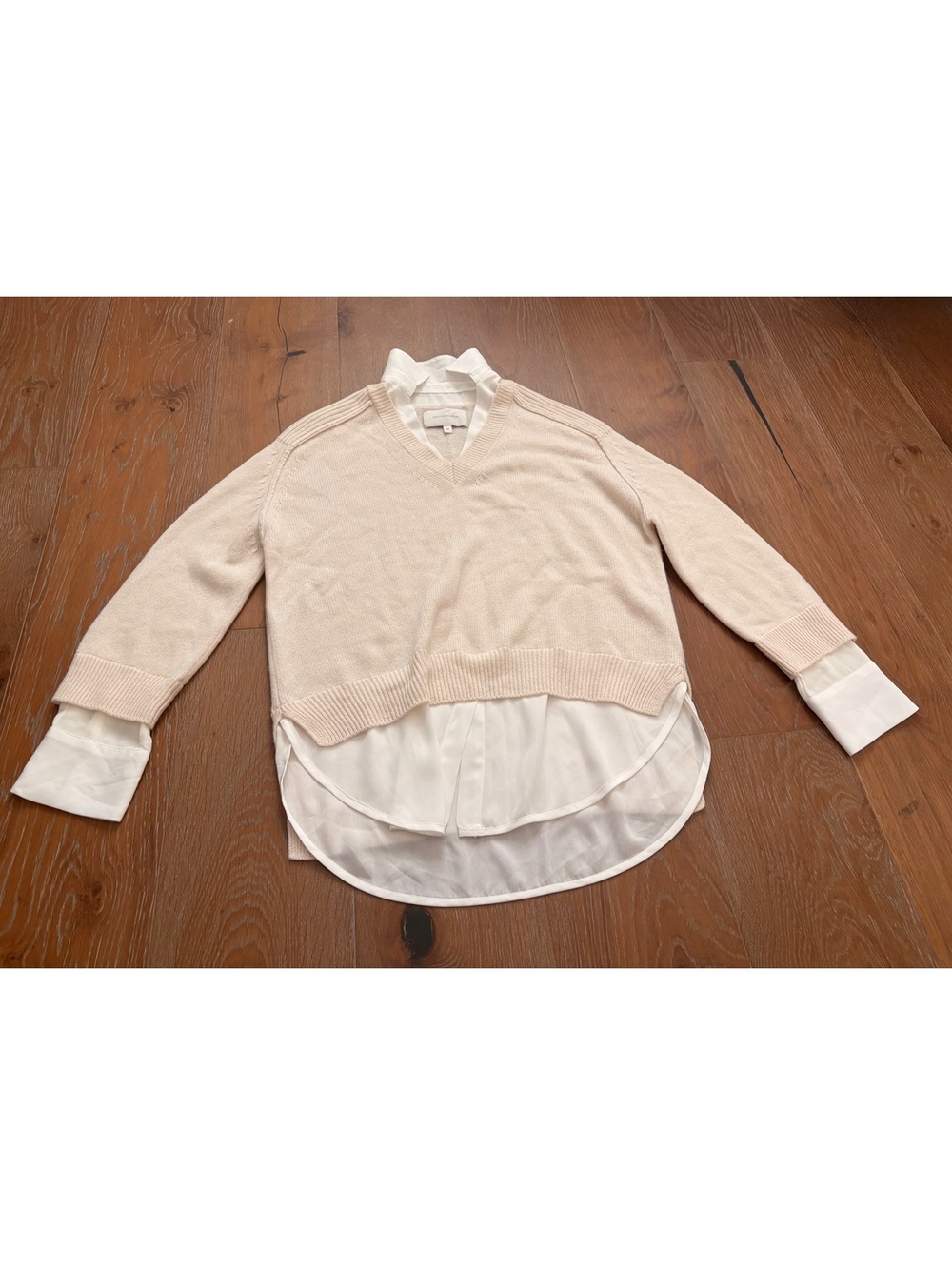 Brochu Walker Beige V-Neck Layered Sweater Shirt Top M